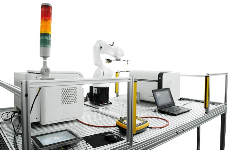 荧光光谱仪自动化